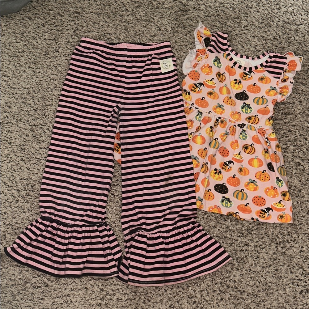 Olive Mae Girls size 6 Trick or Treat Pumpkin tunic & matching ruffle bottoms